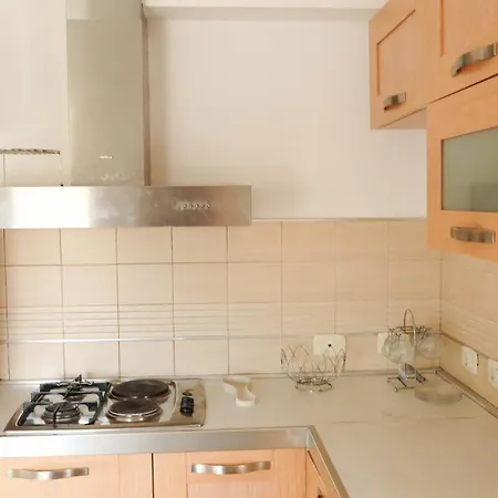 Apartment Botanical Garden Tirana